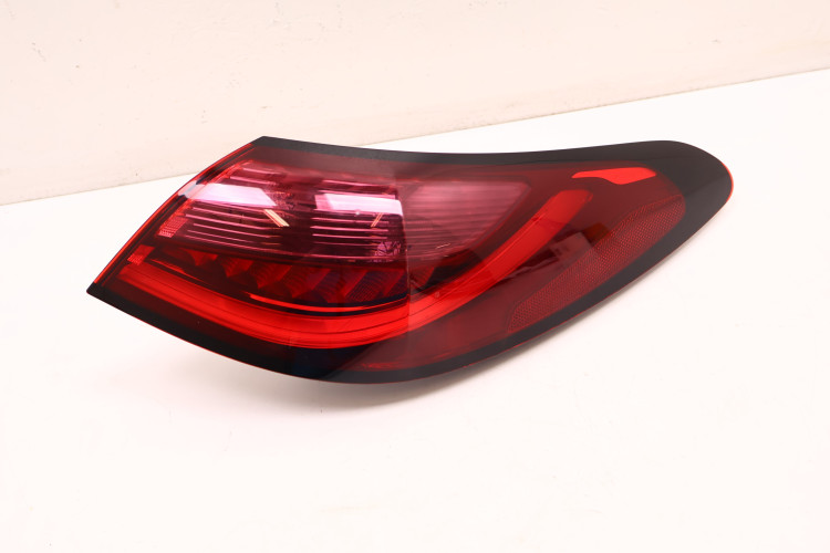 MERCEDES-BENZ CLE A236 300 4MATIC LAMPA PRAWA TYŁ A2549065002