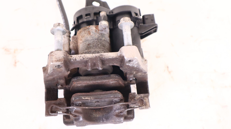 VOLVO XC90 II 2.0 T6 ZACISK HAMULCA PRAWY TYŁ 31471212, 31453431