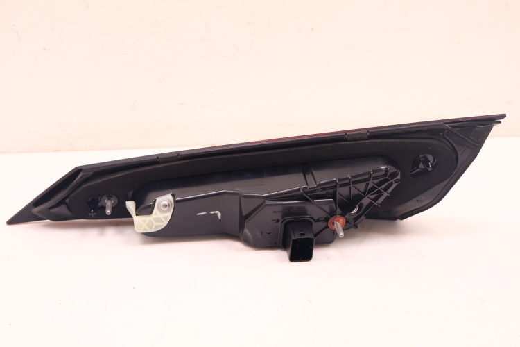 MERCEDES-BENZ CLE A236 LAMPA KLAPY BAGAŻNIKA LEWA TYŁ A2549065302