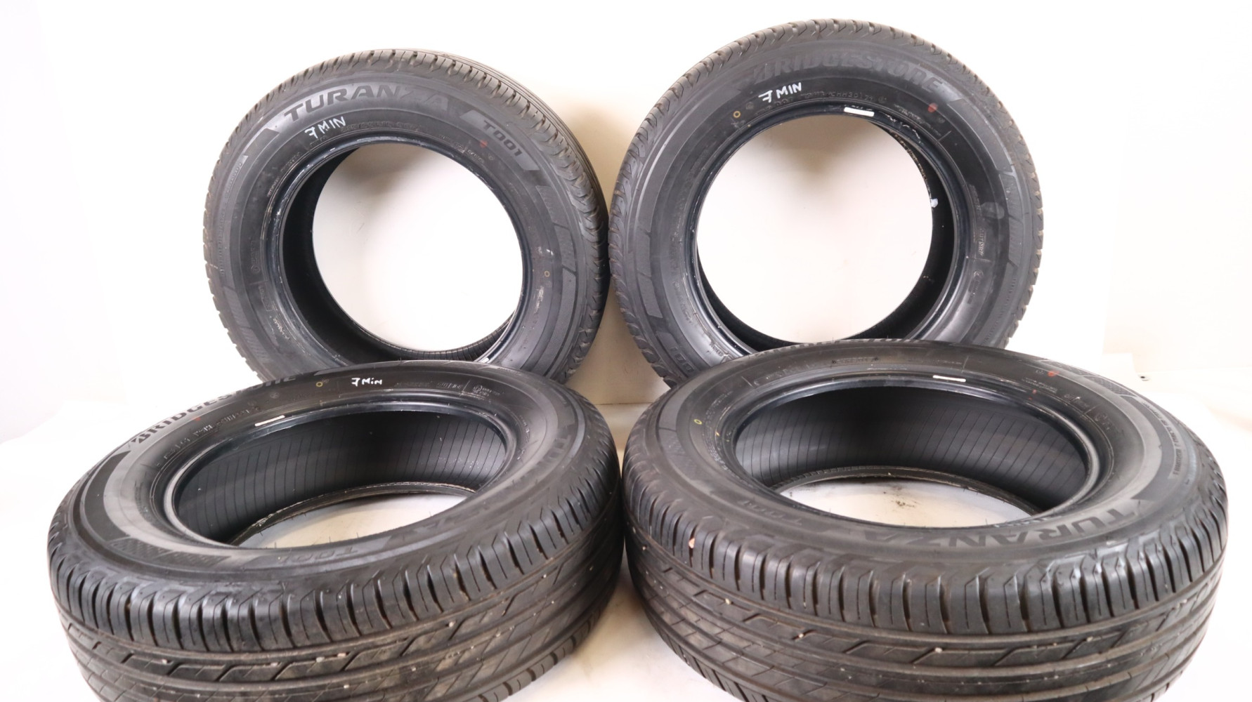 OPONY BRIDGESTONE TURANZA T001 215/65/16