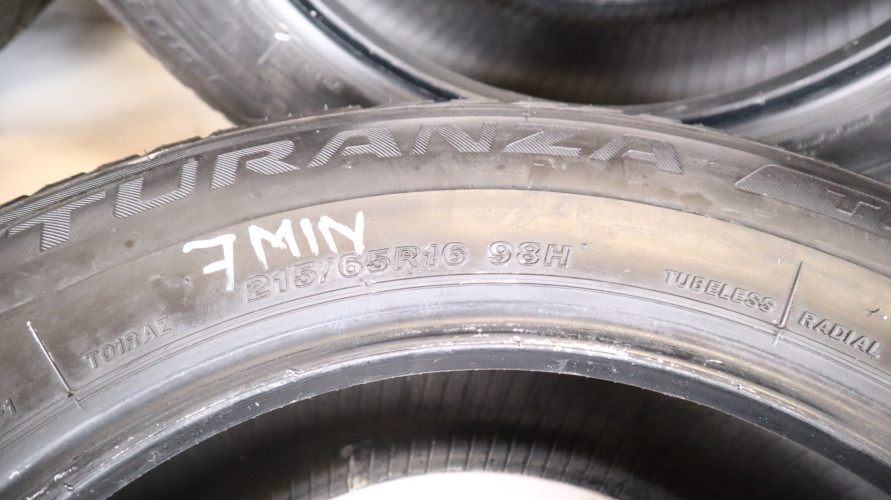 OPONY BRIDGESTONE TURANZA T001 215/65/16