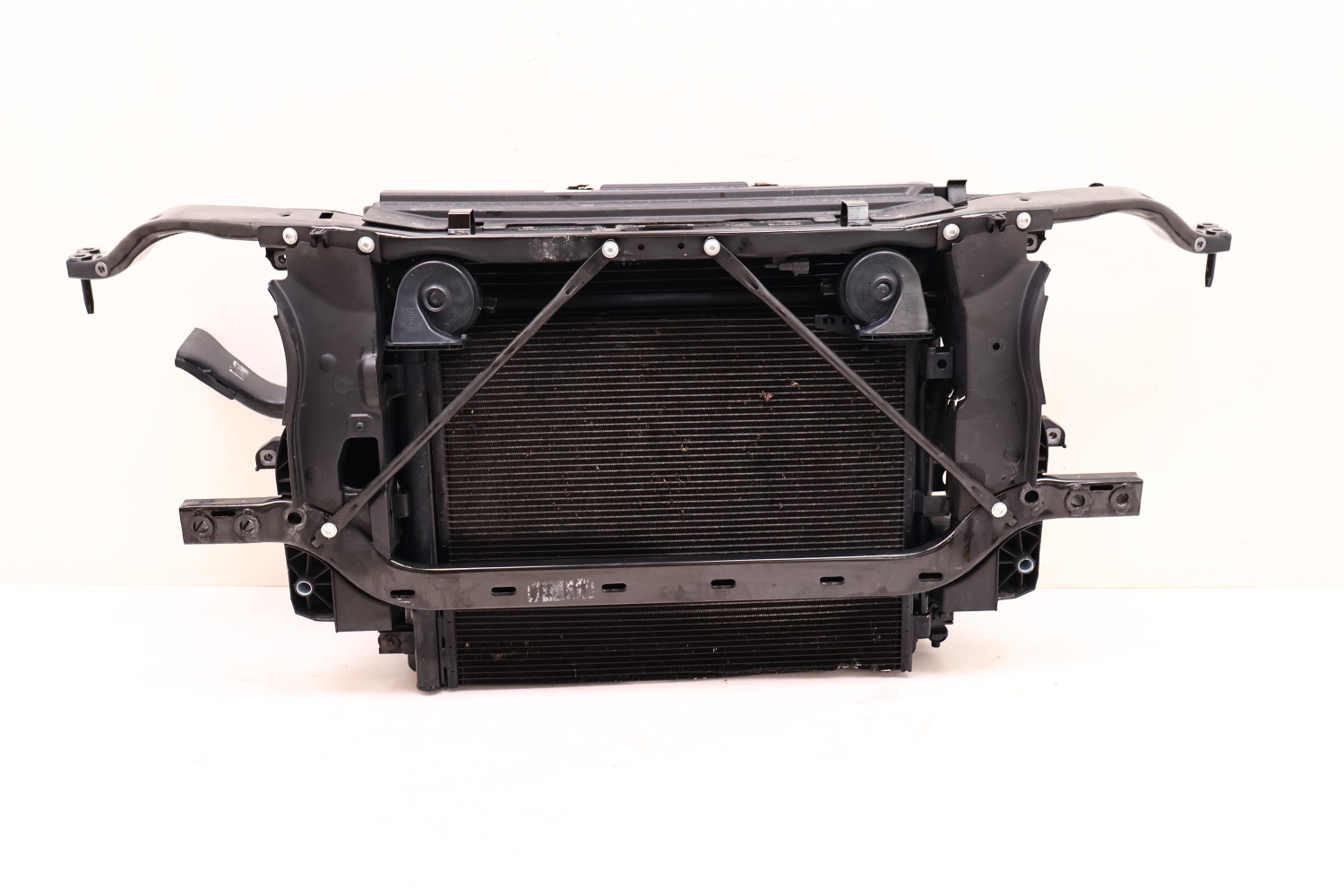 JEEP WRANGLER JL 2.2 MTJ 18- PAS PRZEDNI CHŁODNICE 68272753AC, 6828799AB