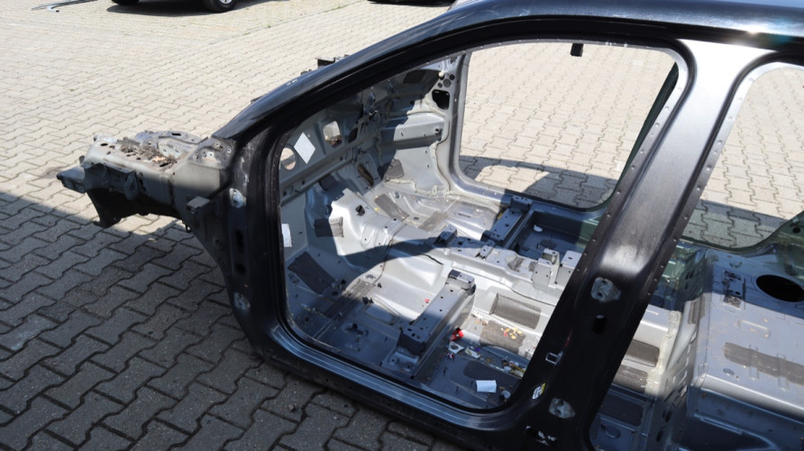 LAND ROVER DISCOVERY SPORT L550 ĆWIARTKA LEWA PRZÓD LRC 873