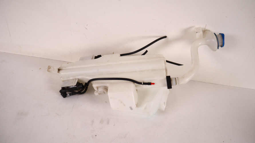 VOLVO XC90 II ZBIORNICZEK SPRYSKIWACZY 31457222