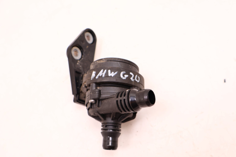 BMW 3 G20 G21 DODATKOWA POMPA WODY 8474820