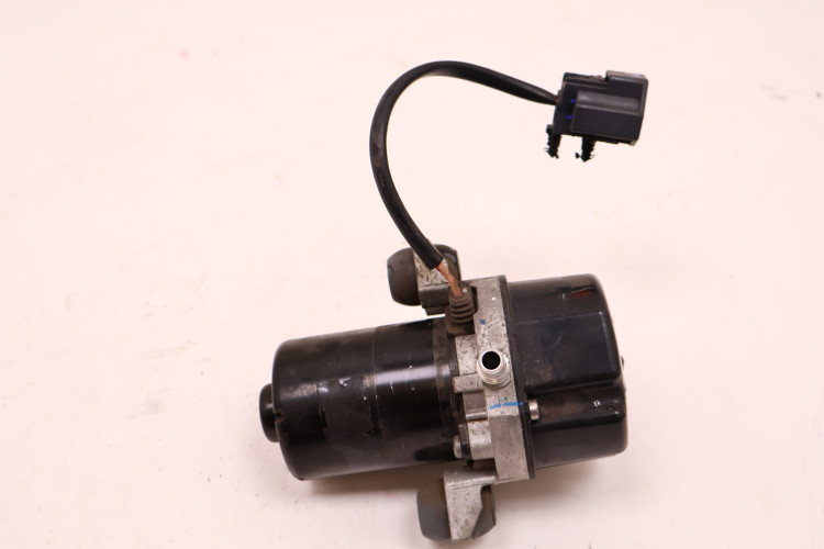 JEEP WRANGLER JL 2.2 MTJ 18- DODATKOWA POMPA PODCIŚNIENIA P68338787AB