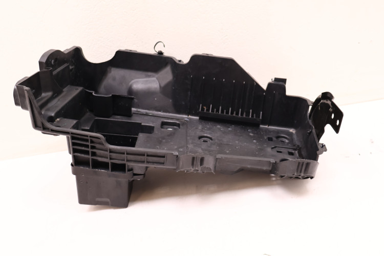 JEEP WRANGLER JL 2.2 MTJ 18- PODSTAWA AKUMULATORA 68275851AD
