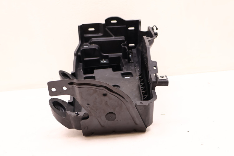 JEEP WRANGLER JL 2.2 MTJ 18- PODSTAWA AKUMULATORA 68275851AD