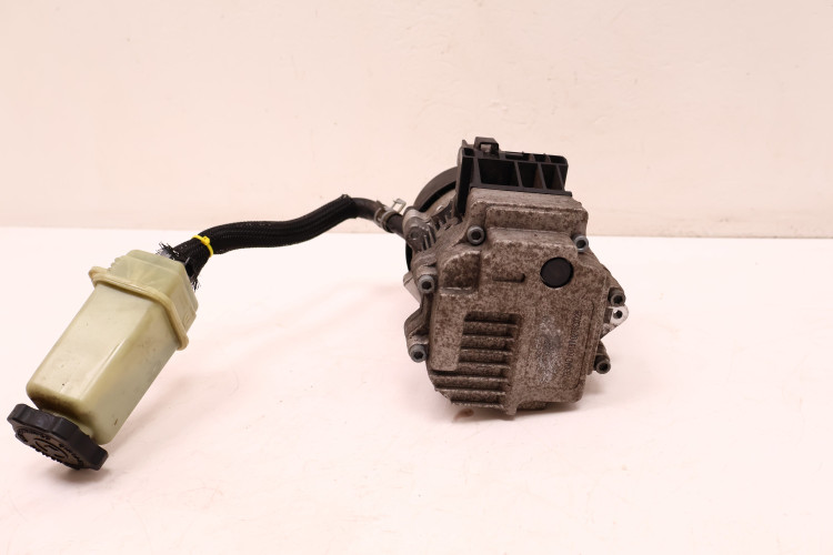 JEEP WRANGLER JL 2.2 MTJ 18- POMPA WSPOMAGANIA 68247930AD