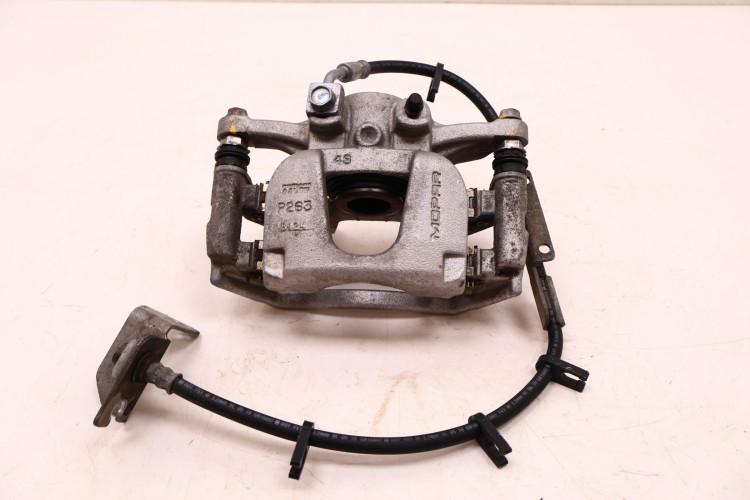 JEEP WRANGLER JL 2.2 MTJ 18- ZACISK HAMULCA PRAWY TYŁ 55087A0