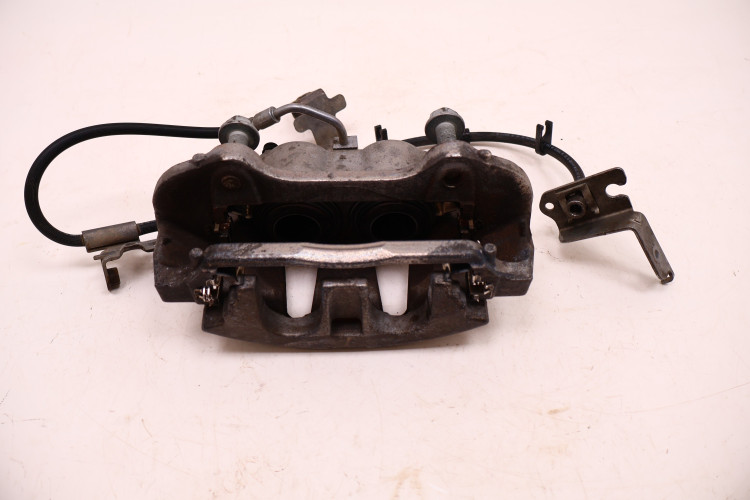 JEEP WRANGLER JL 2.2 MTJ 18- ZACISK HAMULCOWY PRAWY PRZÓD 17886801