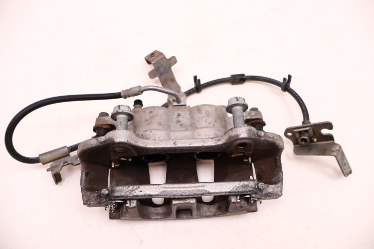 JEEP WRANGLER JL 2.2 MTJ 18- ZACISK HAMULCOWY PRAWY PRZÓD 17886801