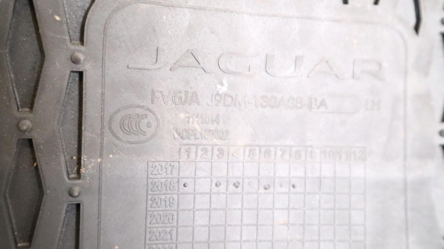 JAGUAR I-PACE DYWANIKI PRZÓD J9DM-130A88-BA