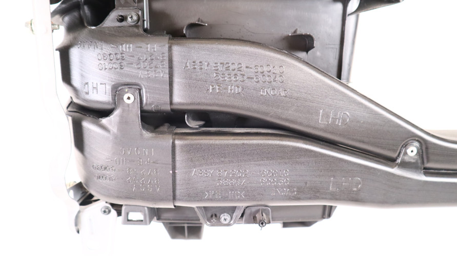 TOYOTA LAND CRUISER 200 12-16 PODŁOKIETNIK 58811-60230