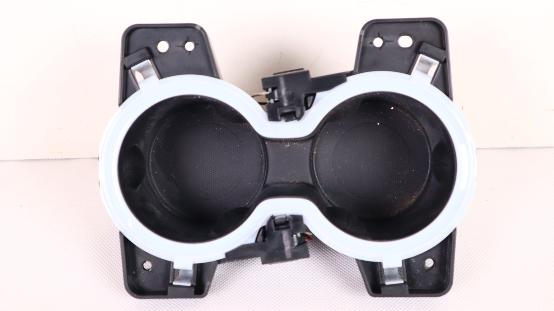 JEEP CHEROKEE KL UCHWYT NA KUBKI CUP HOLDER