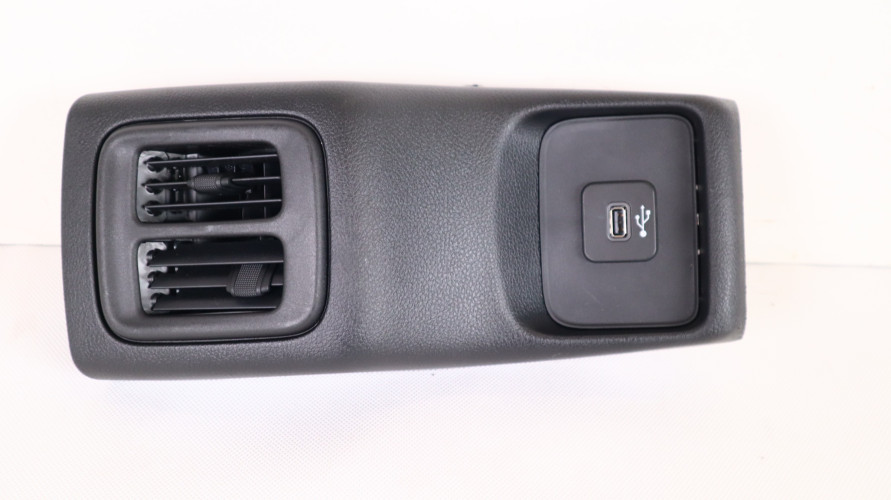 JEEP COMPASS II 17- KRATKA NAWIEWU GNIAZDO USB