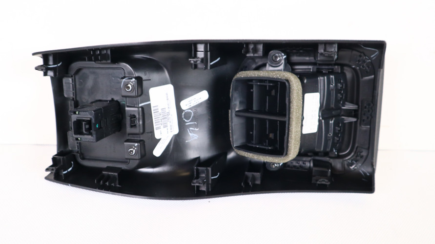 JEEP COMPASS II 17- KRATKA NAWIEWU GNIAZDO USB