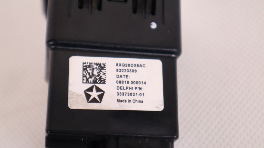 JEEP COMPASS II 17- PANEL USB AUX 53223309, P68410440AA