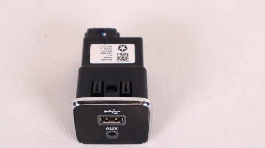 JEEP COMPASS II 17- PANEL USB AUX 63209369
