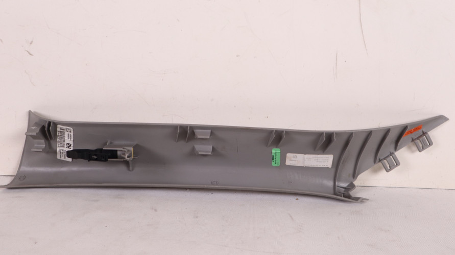 JEEP GRAND CHEROKEE WL OSŁONA SŁUPKA A PRAWA PRZÓD 6SM74SA5AB