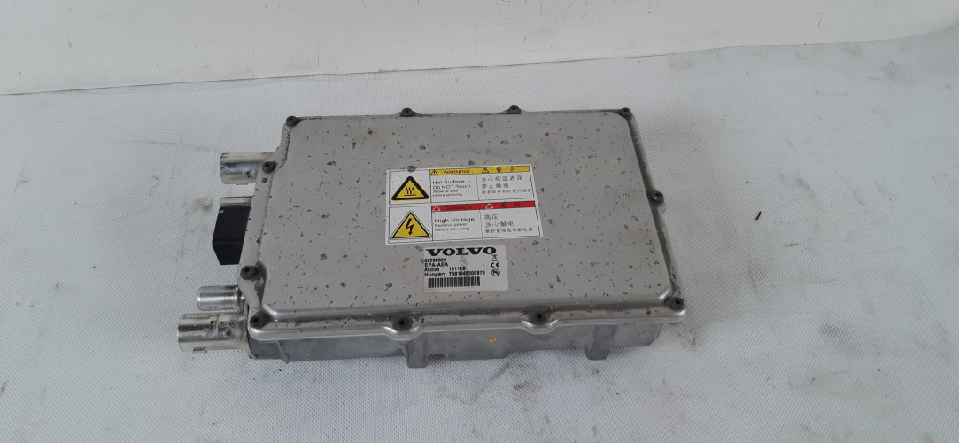 VOLVO XC60 II 2.0 T8 INWENTER KONWENTER FALOWNIK PRZETWORNICA 32280528