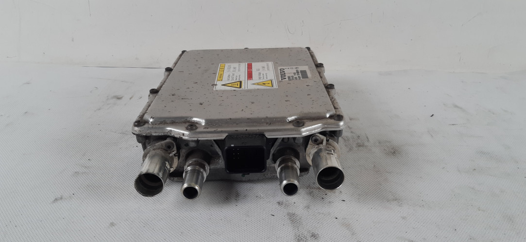 VOLVO XC60 II 2.0 T8 INWENTER KONWENTER FALOWNIK PRZETWORNICA 32280528