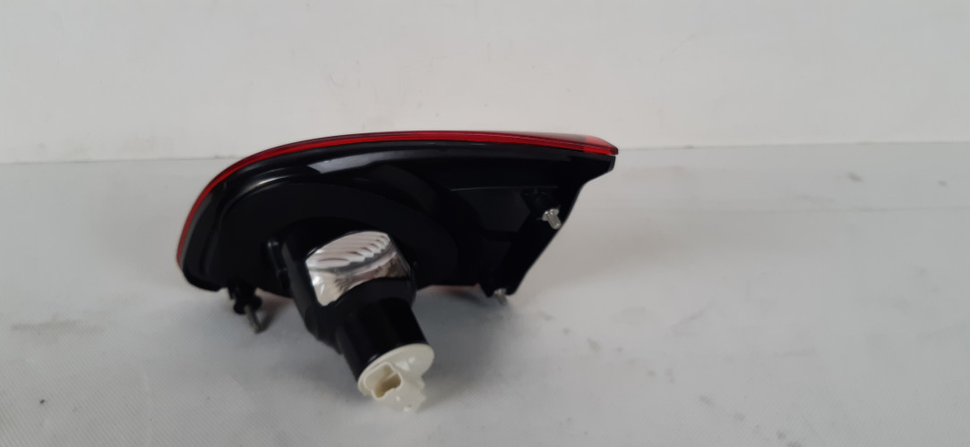 NISSAN QASHQAI J10 07-10 LAMPA LEWA TYŁ 26555 JD800