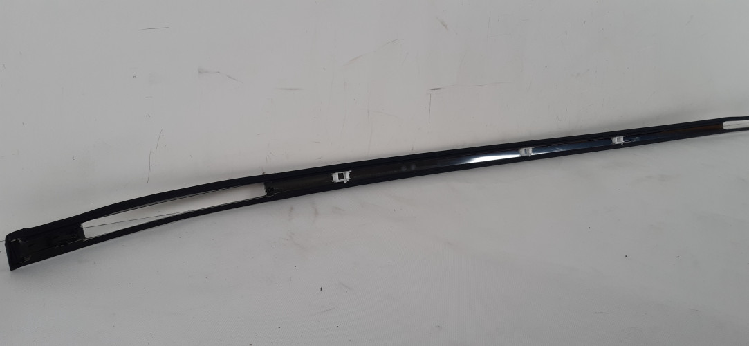 NISSAN QASHQAI J11 LISTWA DACHOWA PRAWA 73852-4EA1A