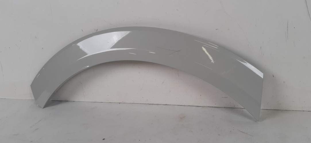 FORD PUMA MK2 LISTWA BŁOTNIKA PRAWA TYŁ 2498282