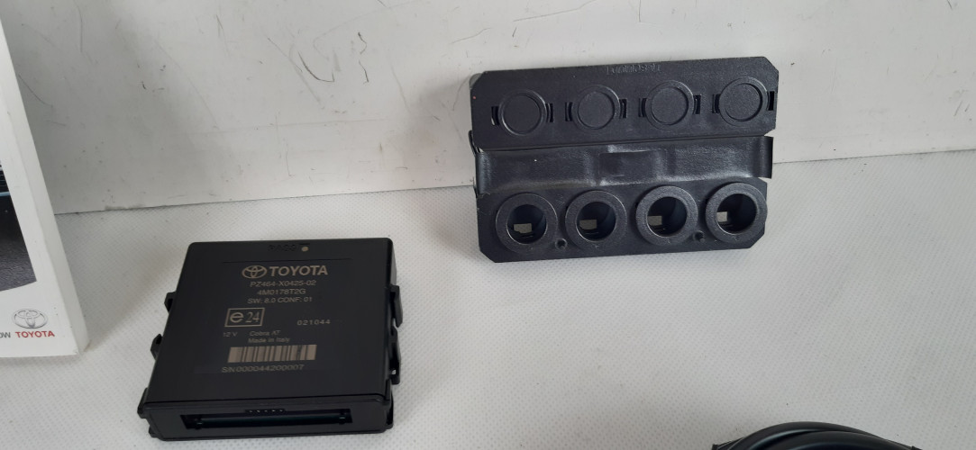 TOYOTA AURIS I WIĄZKA INSTALCJA PDC ZDERZAKA PRZÓD I TYŁ PZ464-X0426-AB