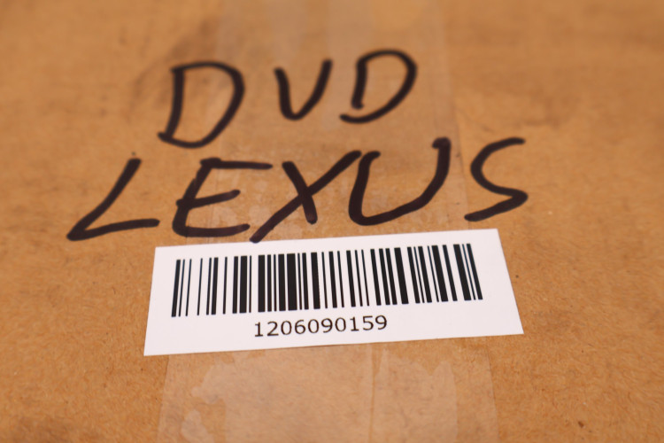 TOYOTA LEXUS ODTWARZACZ DVD 08601-00916