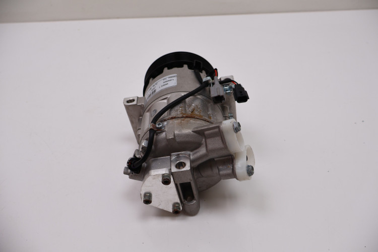 NISSAN RENAULT SPRĘŻARKA KLIMATYZACJI 1.5353A