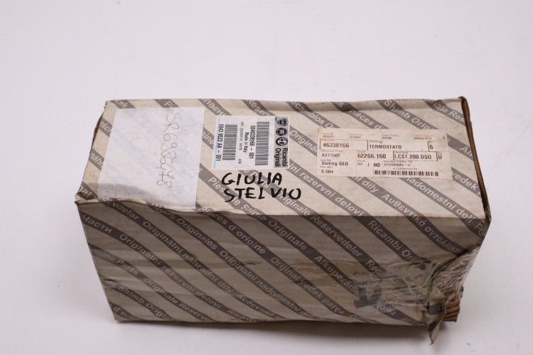 ALFA ROMEO STELVIO TERMOSTAT Z OBUDOWĄ 46338166