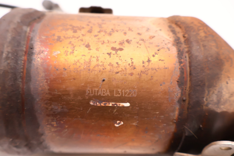 LEXUS RX IV 450H KATALIZATOR L31220