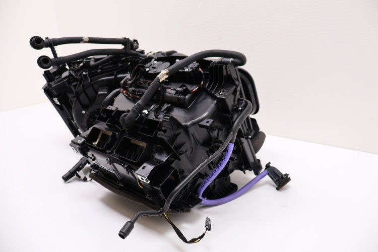 VOLVO V60 II NAGRZEWNICA P32226260