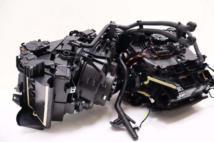 VOLVO V60 II NAGRZEWNICA P32226260