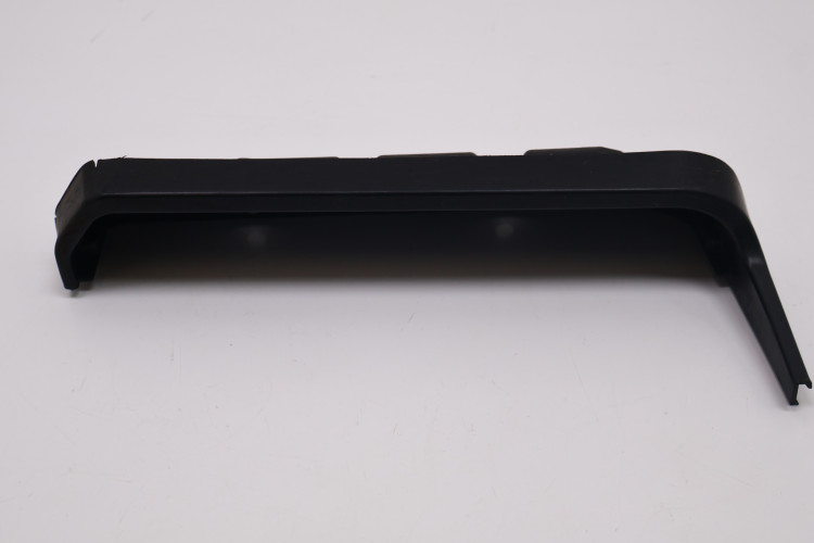 VOLVO V60 II OSŁONA WLOTU POWIETRZA PODSZYBIA 32219255