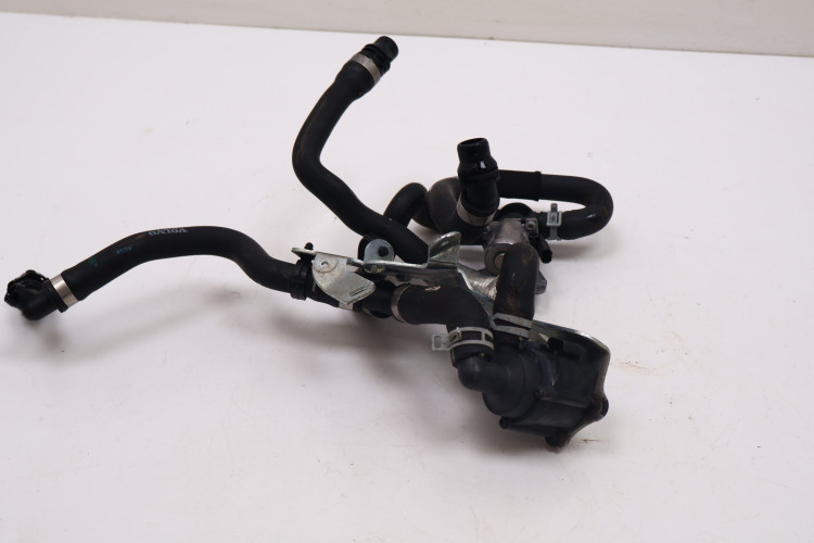 VOLVO V60 II 2.0 T6 PLUG IN HYBRID DODATKOWA POMPA WODY PRZEWODY 31368145, 31368146, 31686101, 31368312