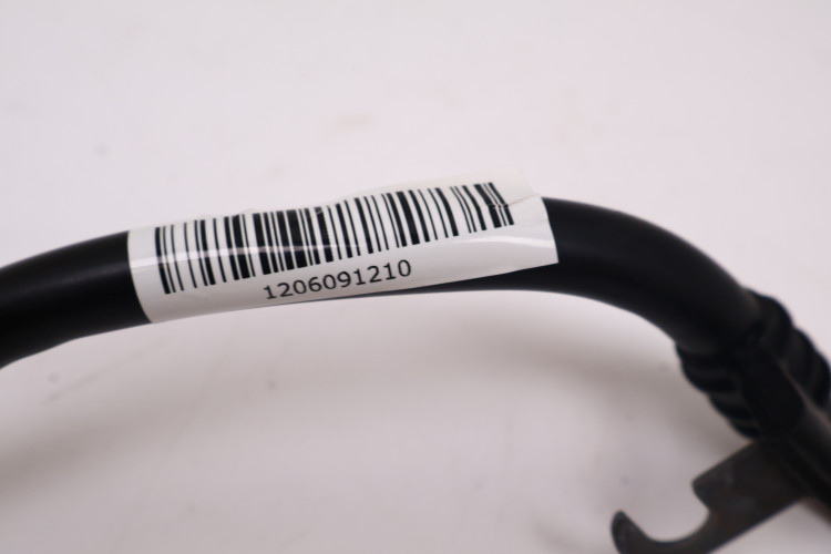 VOLVO V60 II 2.0 T6 PLUG IN HYBRID PRZEWÓD WODY 31368149