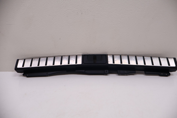 LEXUS RX IV OSŁONA PASA TYLNEGO 58387-48091