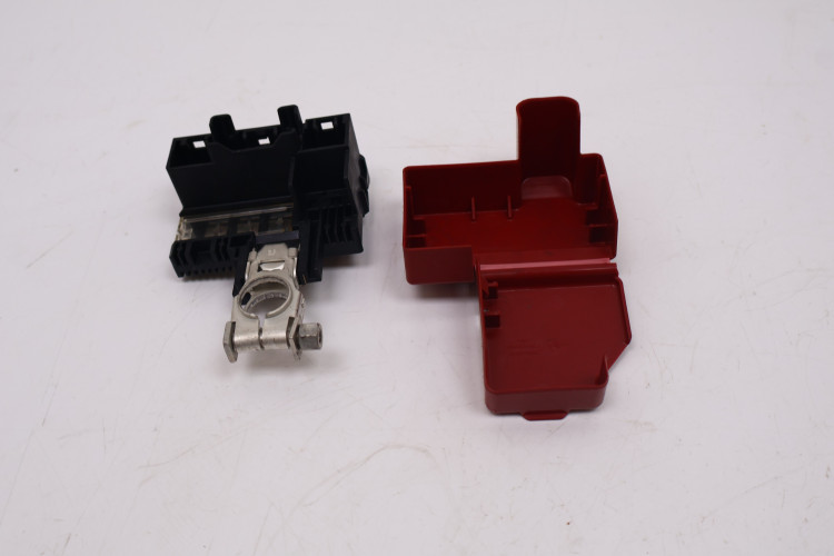 LEXUS RX IV 450H KLEMA PLUSOWA 82621-52130