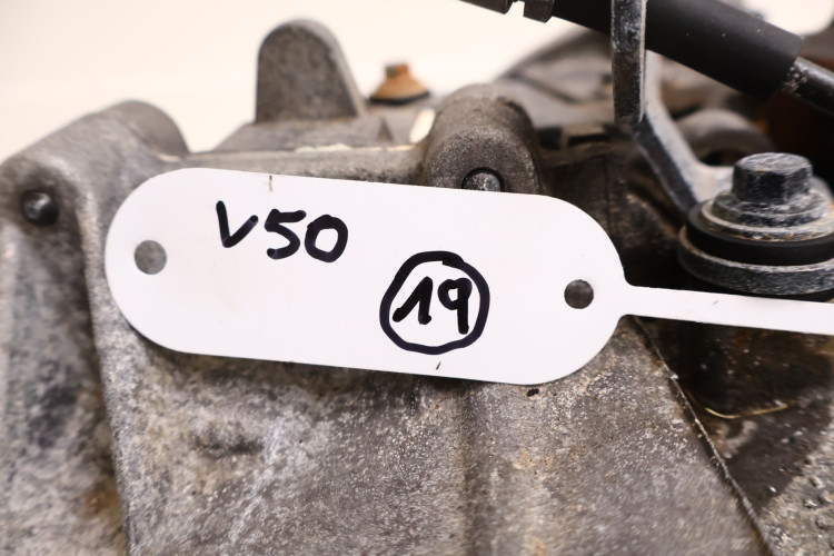 VOLVO V50 2.4 D5 SKRZYNIA BIEGÓW MANUALNA 766R7002AA, T1GI4
