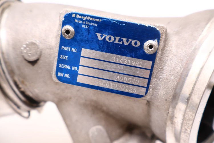 VOLVO XC60 II V60 II 2.0 D4 PRZEWÓD INTERCOOLERA ZAWÓR TURBINY 31431981