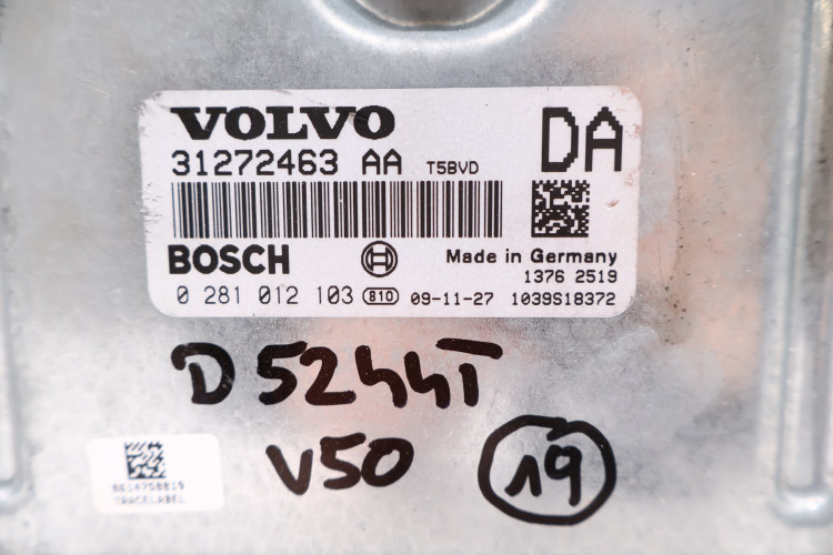 VOLVO V50 KOMPUTER SILNIKA D5244T 31272463