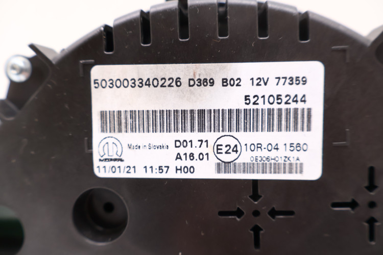 FIAT 500X LICZNIK ZEGAR ZEGARY 52105244