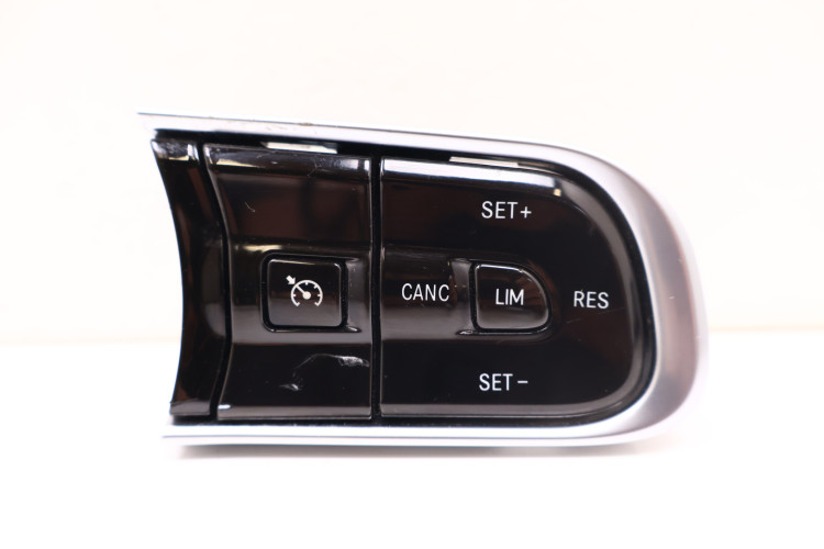 FIAT 500E MULTIFUNKCJA KIEROWNICY PRAWA '0735743647