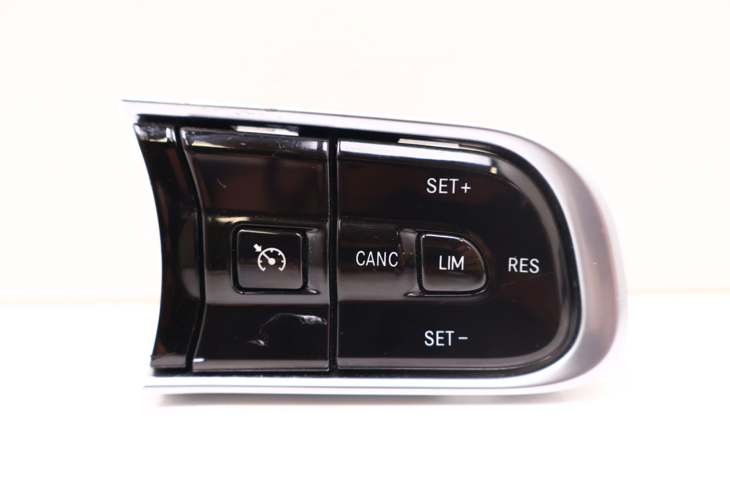 FIAT 500E MULTIFUNKCJA KIEROWNICY PRAWA '0735743647