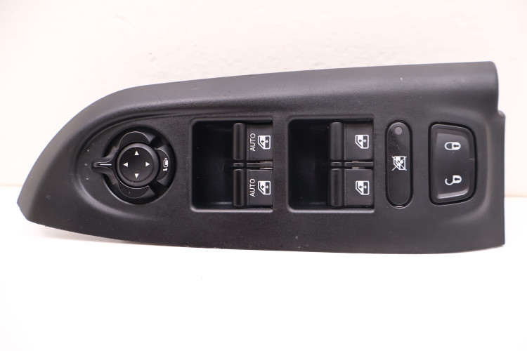 FIAT 500X PRZEŁĄCZNIK PANEL SZYB LEWY PRZÓD '07357704640