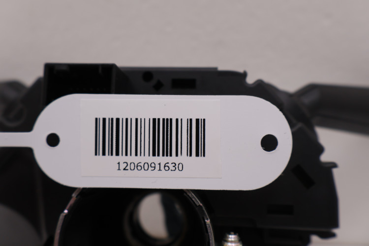 FIAT 500X PRZEŁĄCZNIK ZESPOLONY 735751302