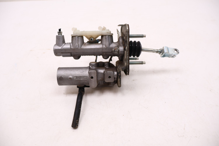 LEXUS RX IV POMPA HAMULCOWA 138110-10510